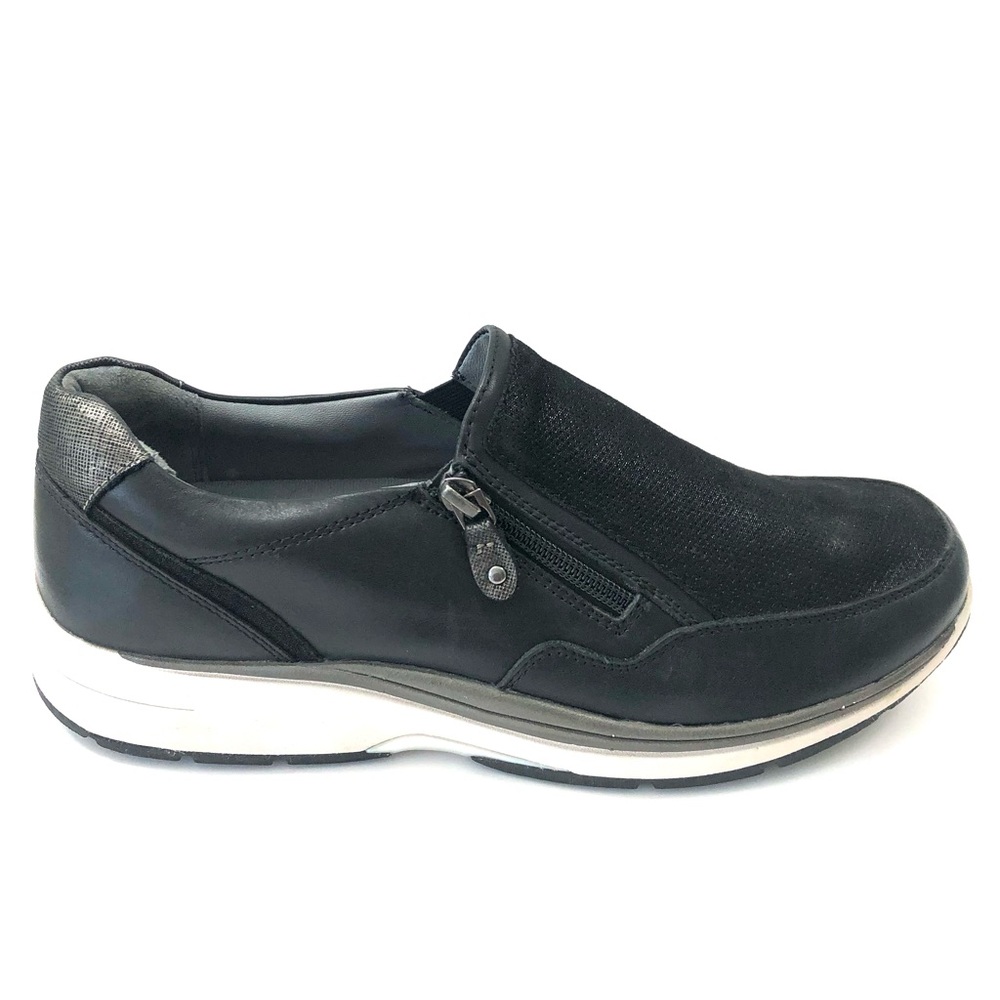Aharón slip on Black Comfort Shoes Black 9.5 ($) 4985
